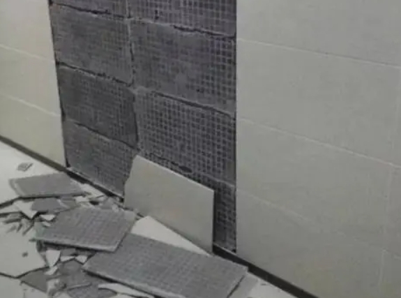 绥化市瓷砖空鼓维修公司分享下绥化市墙砖松动维修的知识
